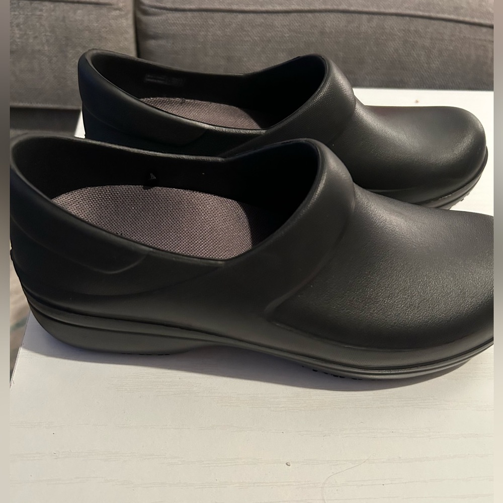 Work Clogs - Picture 5 of 5